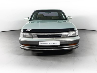 Toyota Vista 2.0 AT (140 л.с.)