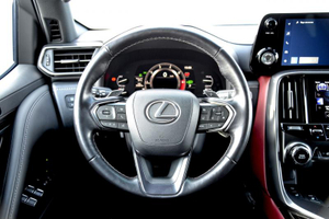 Lexus LX 3.5 AT 4WD (415 л.с.) LX600 Executive Автомобили с пробегом Шымкент  