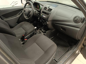 LADA Kalina хэтчбек 1.6 8кл MT FWD (87 л.с.) Classic Твоё авто (Киров)