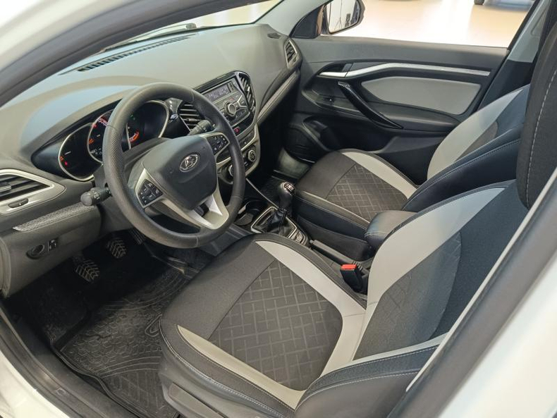 LADA (ВАЗ) Новая Vesta SW Cross 1.6 MT (106 л.с.) Comfort Plus + P1.1 Твоё авто (Киров)