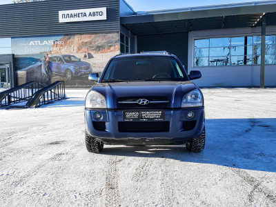 Hyundai Tucson 2.0 MT 4WD (141 л. с.)