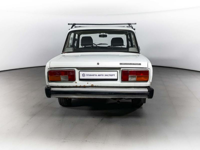 LADA 2105 1.6 MT (75 л. с.)