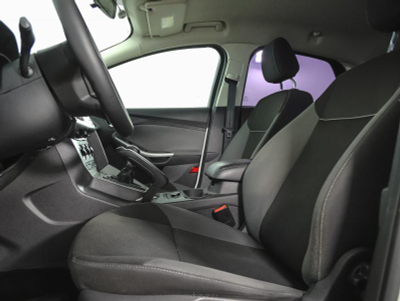 Ford Focus 1.6 MT (105 л. с.)