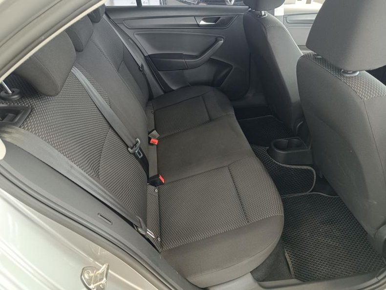 Volkswagen Новый Polo 1.6 MT FWD (110 л.с.) MPI Respect Твоё авто (Киров)