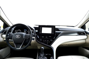 Toyota Camry 2.5 AT FWD (206 л.с.) Комфорт Автомобили с пробегом Шымкент  