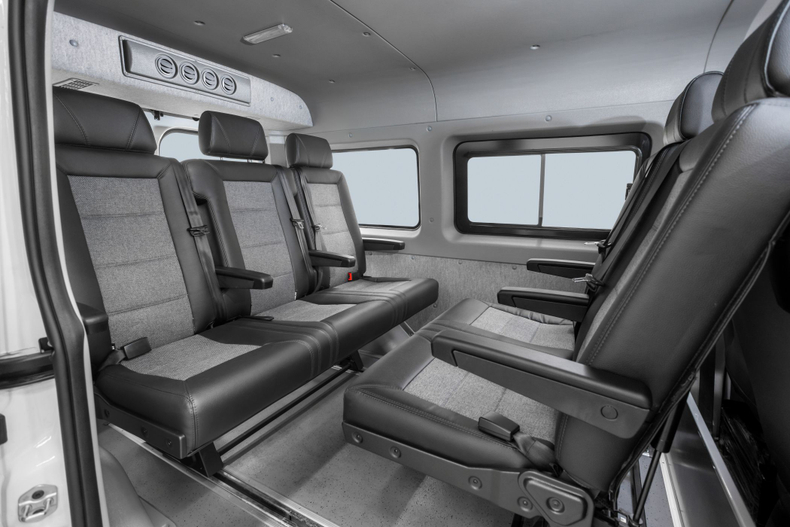 SOLLERS SF4 Остеклённый фургон 1.9 дизель 136 л.с. 3.5т L1 Короткая (L1) СОЛЛЕРС (Витрина Sales) Елабуга