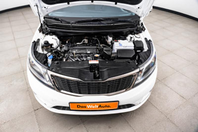 Kia Rio 1.6 6MT (123 л. с.)