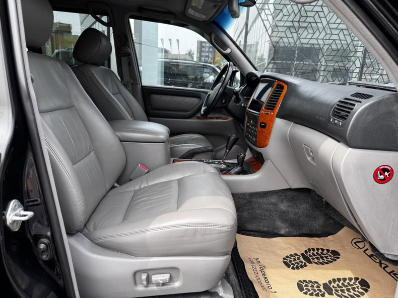 Toyota 4.2d AT 4WD (204 л.с.) TD Base <br>Тойота Центр Бишкек Бишкек
