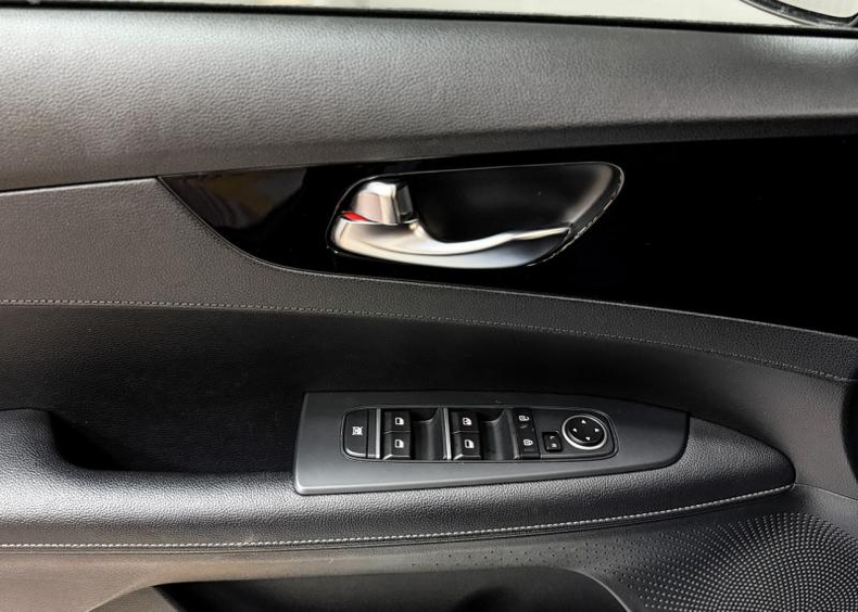 Kia Cerato 1.6 AT FWD (128 л.с.) Gamma Luxe ORBIS AUTO г. Алматы