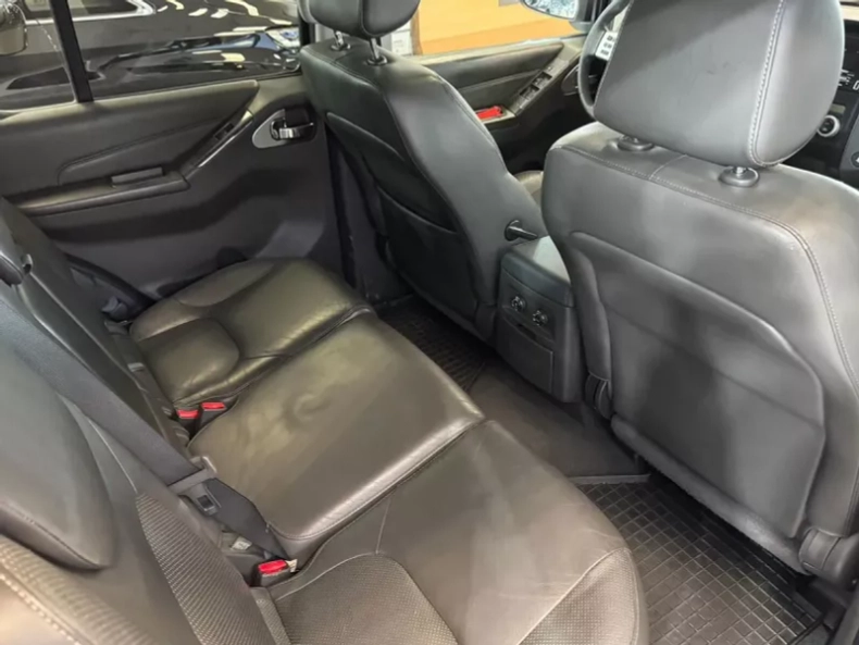Nissan 2.5d AT (190 л.с.) 4WD Авто Люкс KIA Севастополь
