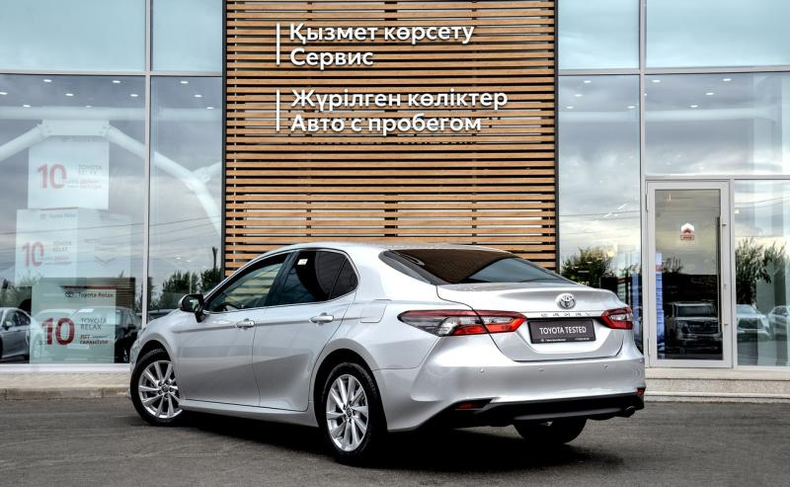 Toyota Camry 2.5 AT (206 л.с.) Престиж 4K Автомобили с пробегом Шымкент  