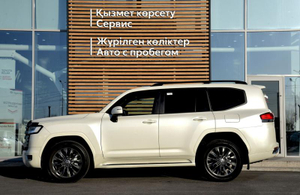 Toyota Land Cruiser 300 4.0 AT 4WD (275 л.с.) Терра Автомобили с пробегом Шымкент  