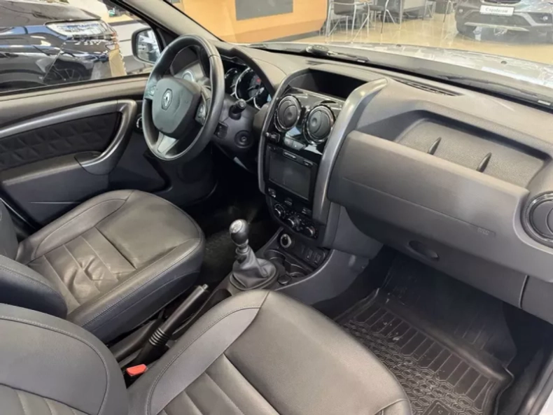 Renault Duster 2.0 MT 4WD (143 л.с.) Авто Люкс KIA Севастополь