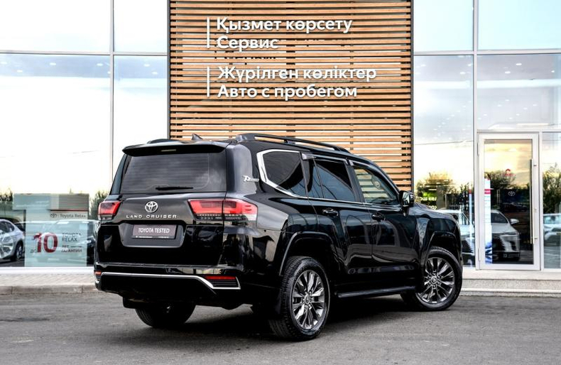 Toyota Land Cruiser 300 3.5 AT 4WD (415 л.с.) Премиум+ Автомобили с пробегом Шымкент  