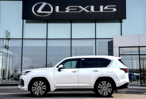 Lexus LX 5.7 AT 4WD (415 л.с.) LX600 7 мест Luxury 7 м 7J Автомобили с пробегом Шымкент  