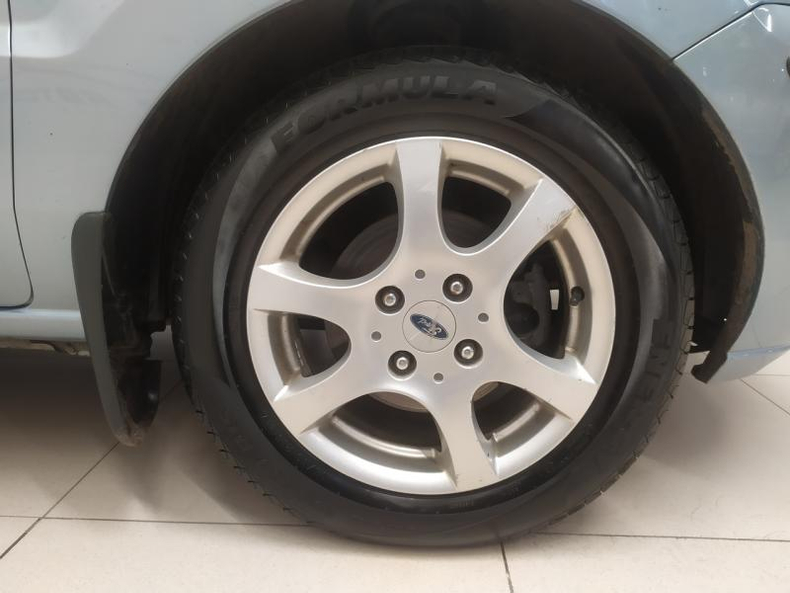 Ford 1.4 MT FWD (80 л.с.) Твоё авто (Киров)