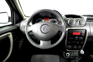 Renault 1.6 MT 4WD (114 л.с.) Автомобили с пробегом Шымкент  