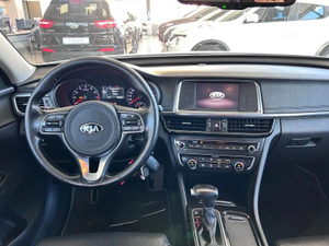 Kia Optima 2.0 AT (150 л. с.) Luxe Авто Люкс KIA Севастополь