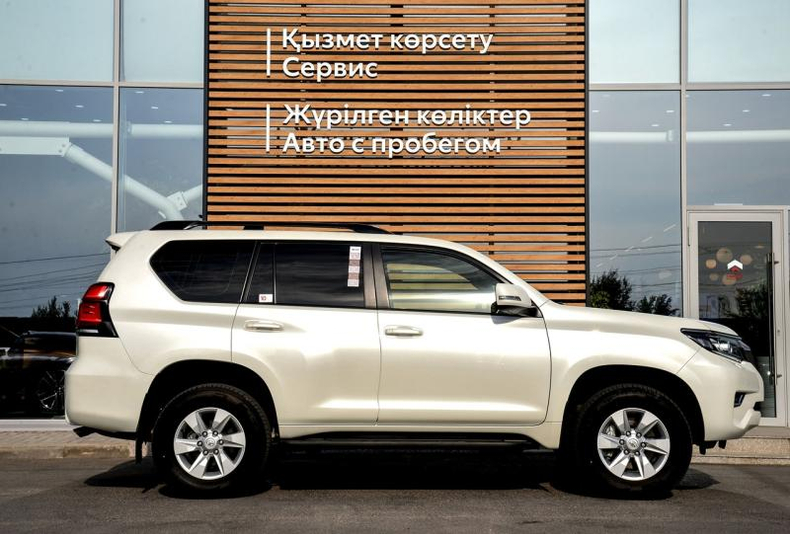 Toyota Land Cruiser Prado 2.7 AT 4WD (163 л.с.) Комфорт Плюс Автомобили с пробегом Шымкент  