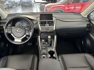 Lexus 200t АТ AWD (238 л. с.) Авто Люкс KIA Севастополь