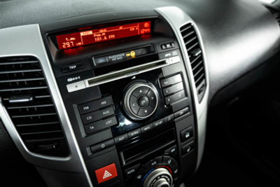 Kia Venga 1.6 AT (125 л. с.)
