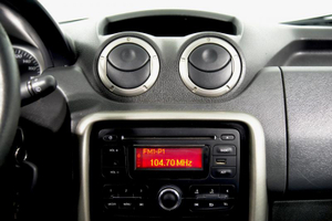 Renault 1.6 MT 4WD (114 л.с.) Автомобили с пробегом Шымкент  