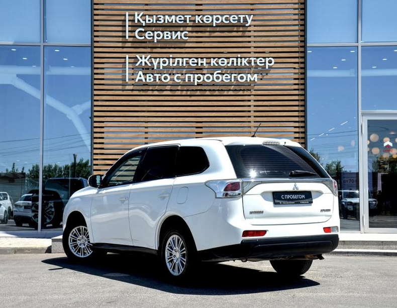 Mitsubishi 2.0 CVT FWD (146 л.с.) Instyle Автомобили с пробегом Шымкент  