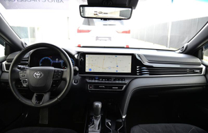 Toyota Camry 2.5 8AT FWD (204 л.с.) Люкс Автомобили с пробегом Шымкент  