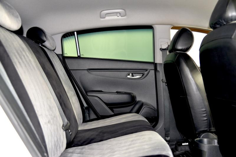 Kia Rio X-Line 1.6 AT FWD (123 л.с.) Comfort XL Автомобили с пробегом Шымкент  