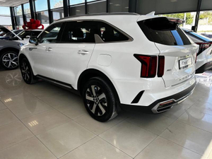 Kia Sorento 2.5 AT 4WD (194 л.с.) Авто Люкс KIA Севастополь