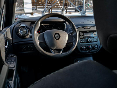 Renault Kaptur 1.6 MT (114 л. с.)