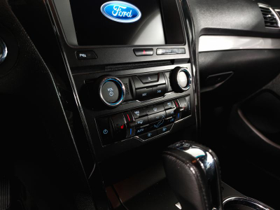 Ford Explorer 3.5 SelectShift 4WD (249 л. с.)