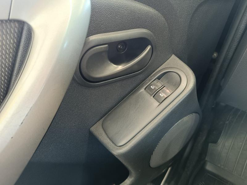 Renault 1.6 MT 4x4 (102 л. с.) Luxe Privilege Твоё авто (Киров)