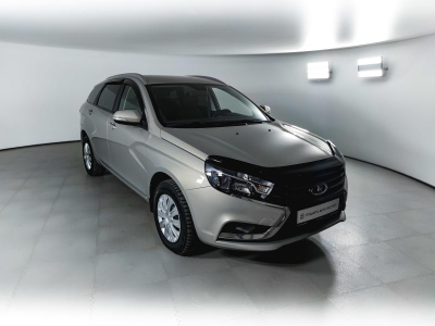 LADA Vesta SW 1.6 MT (106 л.с.)