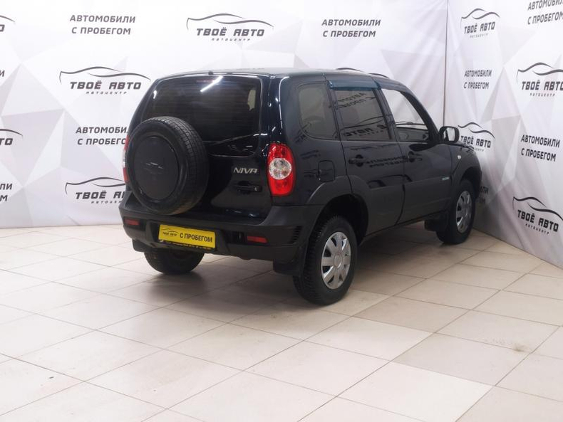 Chevrolet Niva Niva 1.7 MT 4WD (80 л.с.) LC Твоё авто (Киров)