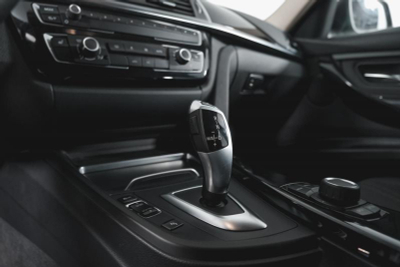 BMW 3 серия 320i AT (184 л. с.)