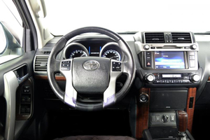 Toyota Land Cruiser Prado 4.0 AT (249 л.с.) 4WD Люкс Safety (5 мест) Автомобили с пробегом Шымкент  