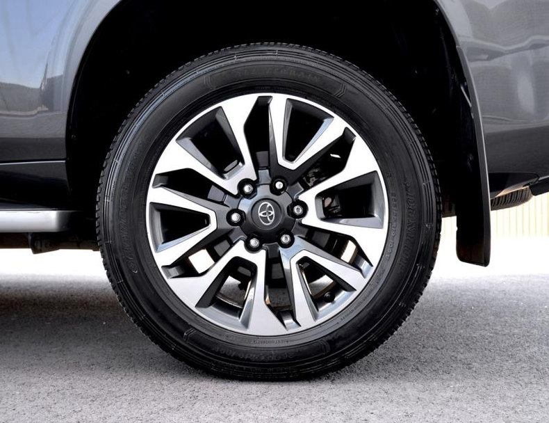 Toyota Land Cruiser Prado 2.7 AT 4WD (163 л.с.) Престиж Автомобили с пробегом Шымкент  