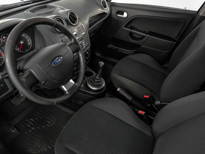 Ford Fiesta 1.4 AT (80 л.с.)