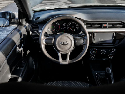 Kia Rio 1.4 MT (100 л. с.)