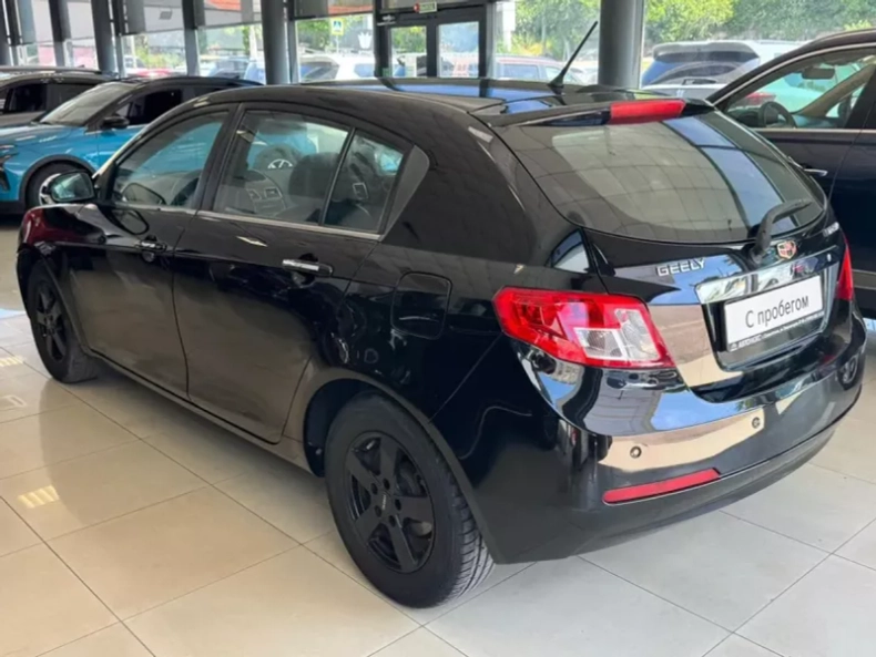 Geely 1.8 CVT (126 л. с.) Авто Люкс KIA Севастополь