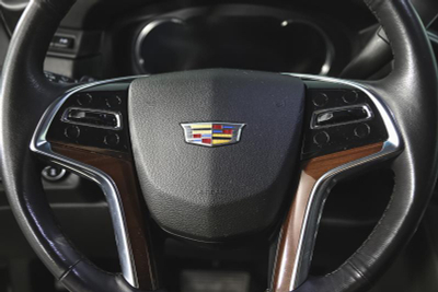 Cadillac Escalade 6.2 V8 АТ 4WD (426 л.с.) Luxury