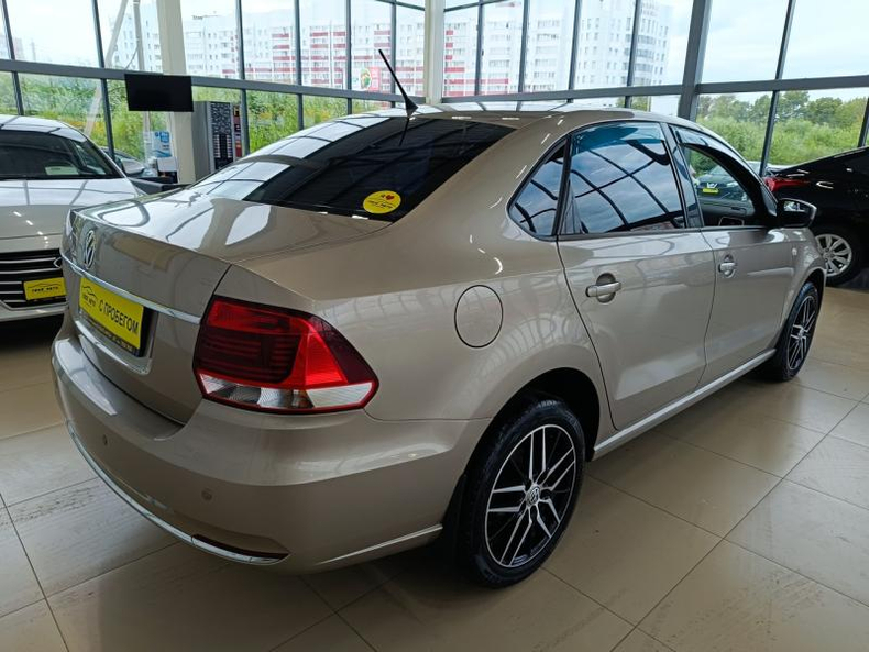 Volkswagen Polo 1.4 MT FWD (125 л.с.) TSI Highline Твоё авто (Киров)