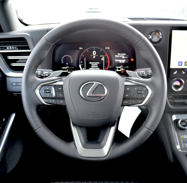 Lexus 3.4 AT 4WD (354 л.с.) 550 Luxury + Автомобили с пробегом Шымкент  