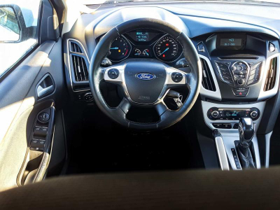Ford Focus 1.6 PowerShift (105 л. с.)