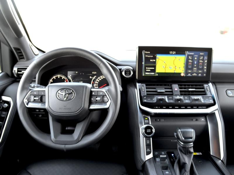 Toyota Land Cruiser 300 3.5 AT 4WD (415 л.с.) Премиум Автомобили с пробегом Шымкент  