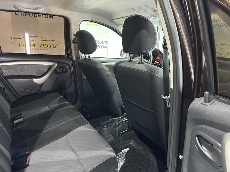 Renault 1.6 MT 4x4 (102 л. с.) Expression Твоё авто (Йошкар-Ола)