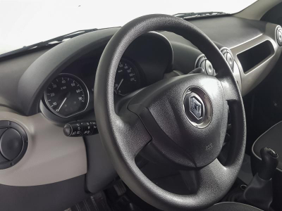 Renault Logan 1.6 MT (84 л. с.)