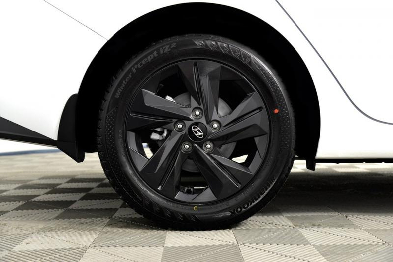 Hyundai Новая Elantra 1.6 6AT FWD (128 л.с.) MPI Elegance Автомобили с пробегом Шымкент  