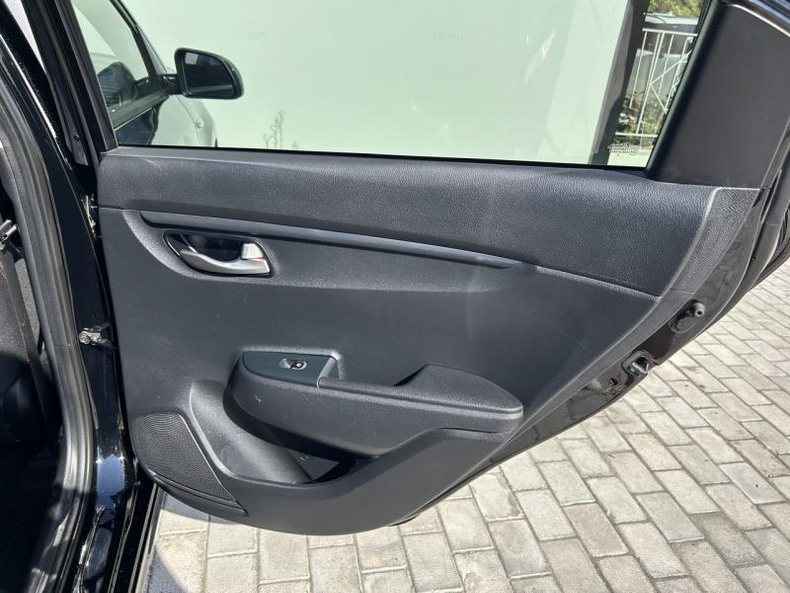 Kia Новый Rio 1.6 AT (123 л. с.) Style Авто Люкс KIA Севастополь